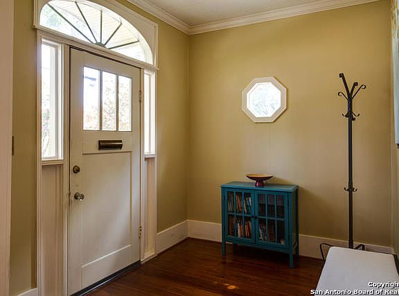 3rd image of 310 Corona Ave
