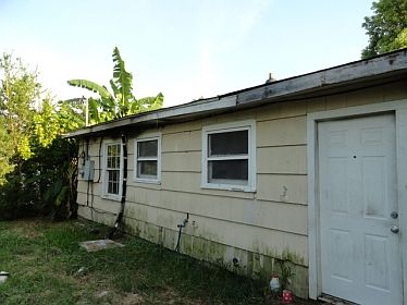 3rd image of 5107 Willow Glen Dr