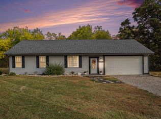 1056 Brookwood Dr, Quincy, MI 49082