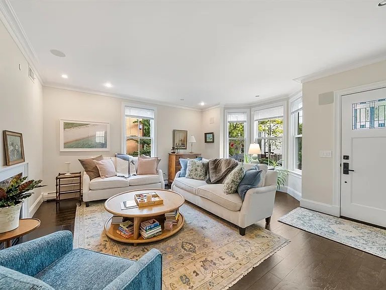 619 Franklin St #1 — Photo 4