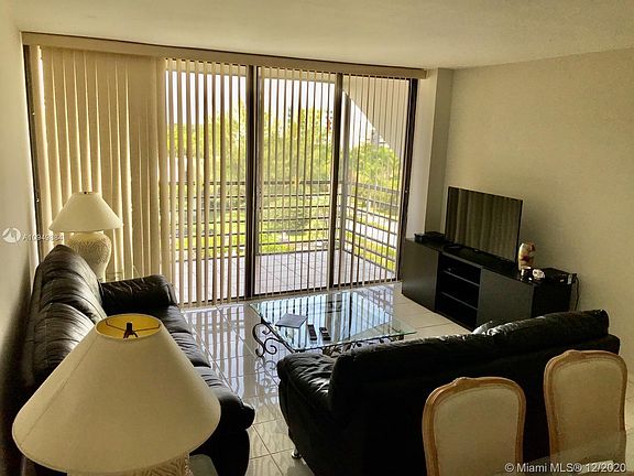 2nd image of 20500 W Country Club Dr APT 803