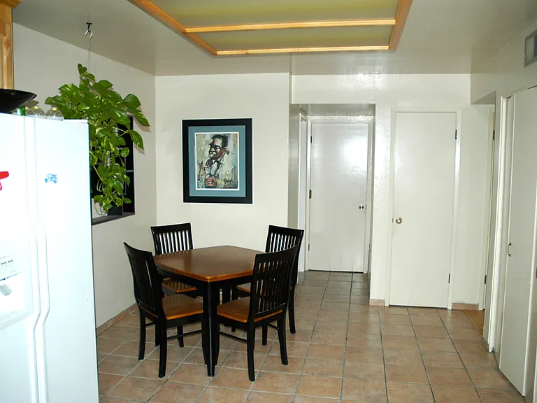 314 Pine Wood Ln — Photo 5