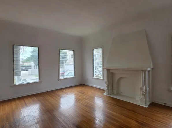 7805 Oakwood Ave, Los Angeles, CA 90036