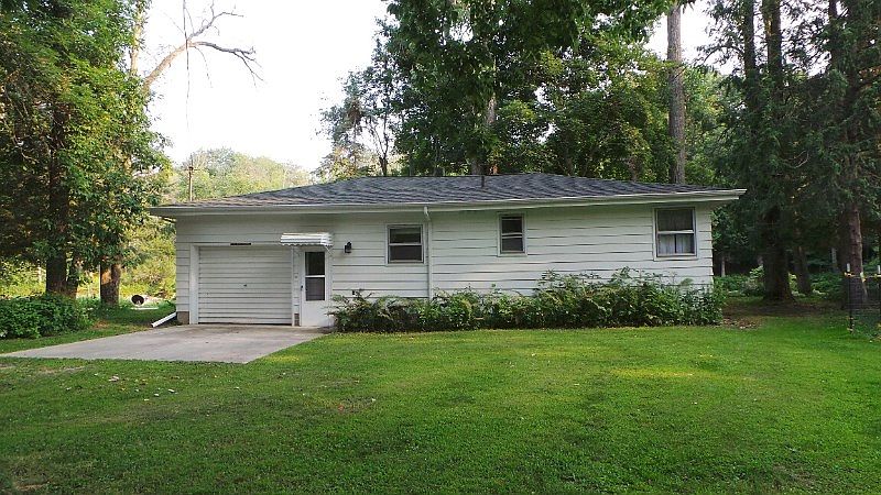 1st image of 5484 Marilyn Dr
