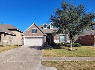 9123 Cavalier Ln, Rosenberg, TX 77469