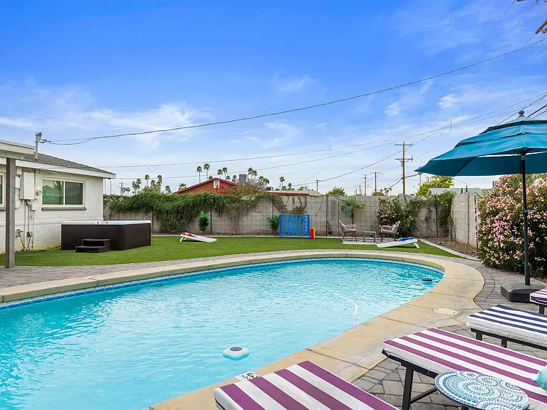 7326 E Taylor St — Photo 30