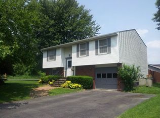 5304 Fortuna Pkwy, Clay, NY 13041