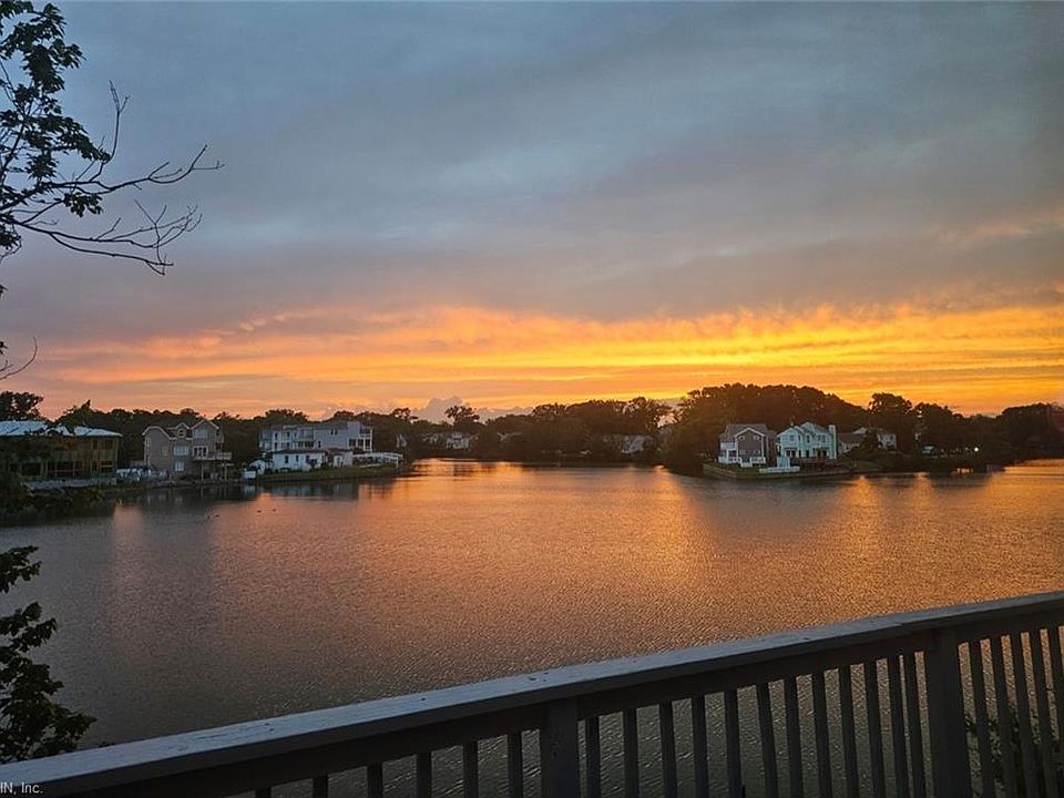 1st image of 209 Lake Dr