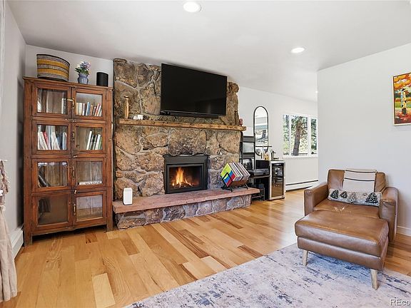 5th image of 30188 Carriage Loop Drive