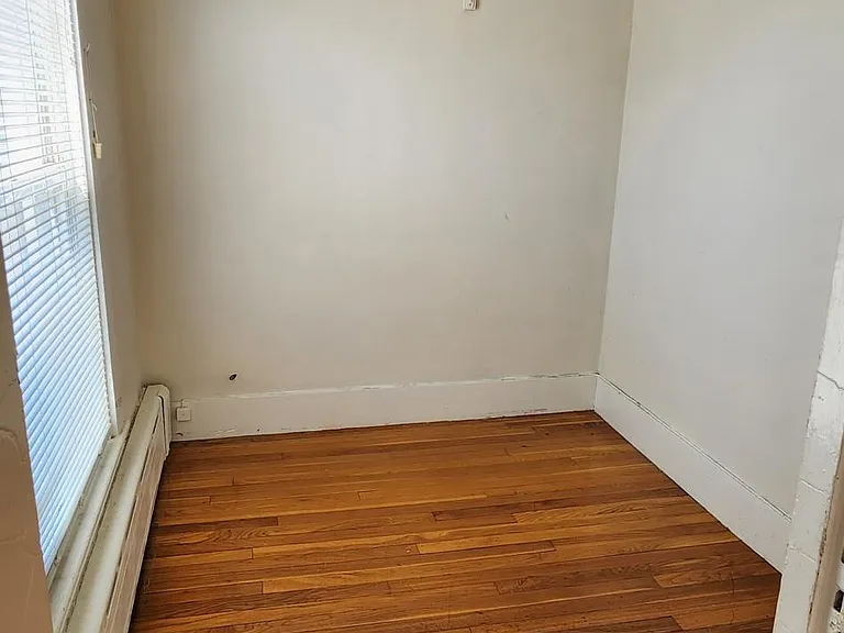206 Middle St #2 — Photo 9