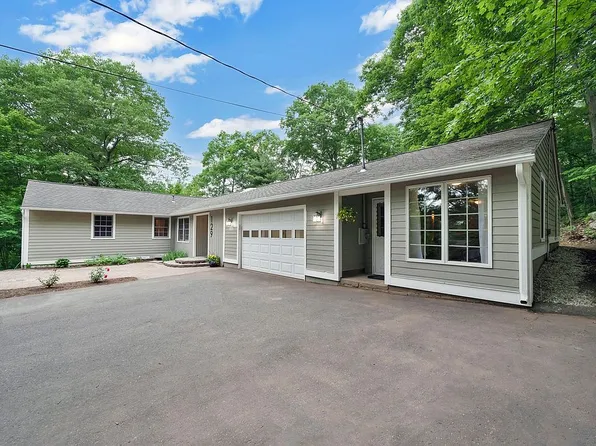 129 Box Mountain Dr, Vernon, CT 06066