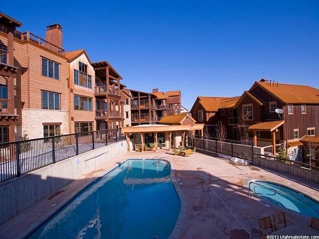 1st image of 1835 Three Kings Dr #6