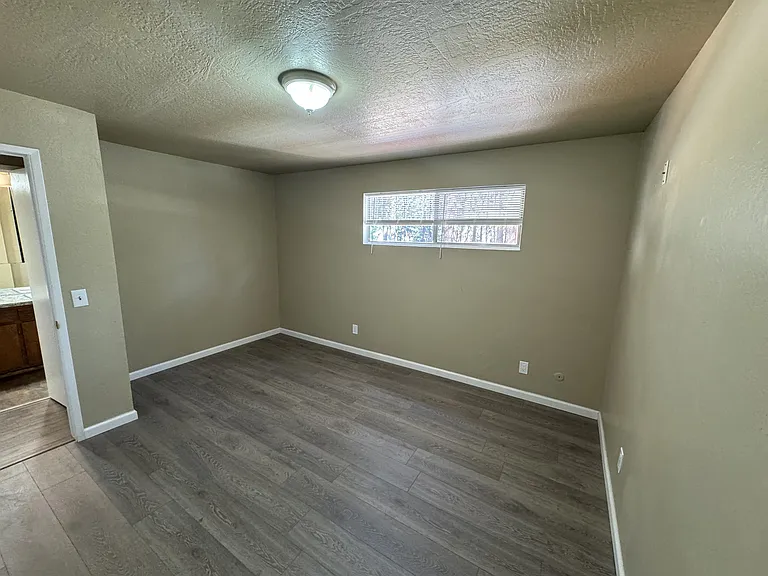 1198 Martin Ave #5 — Photo 6