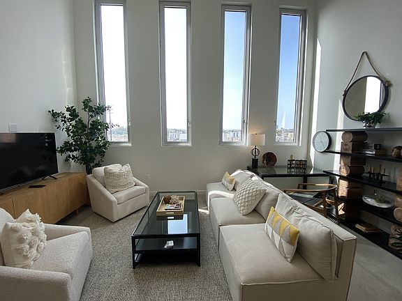 4th image of 3630 Overland Ave #309