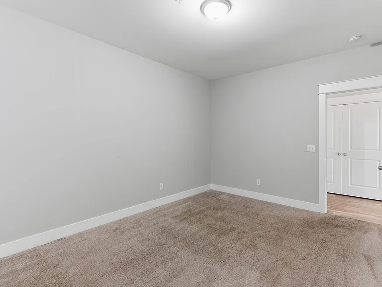 702 N Church St — Photo 13