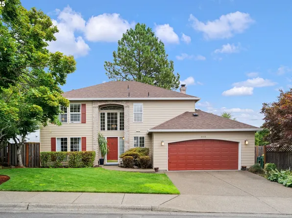 9358 SW Claridge Dr, Tigard, OR 97223