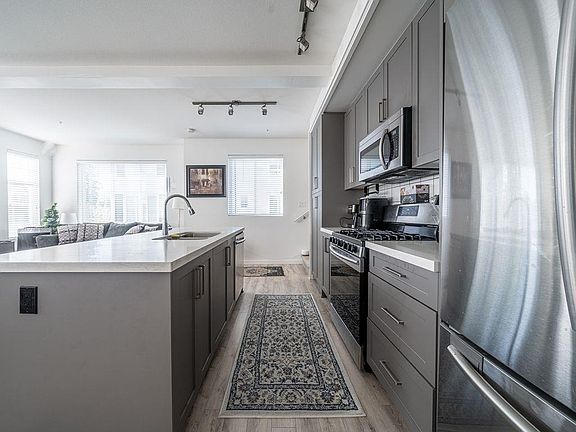 5th image of 11272 240th St #37