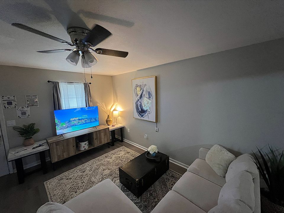 Falcon Crest Apartments