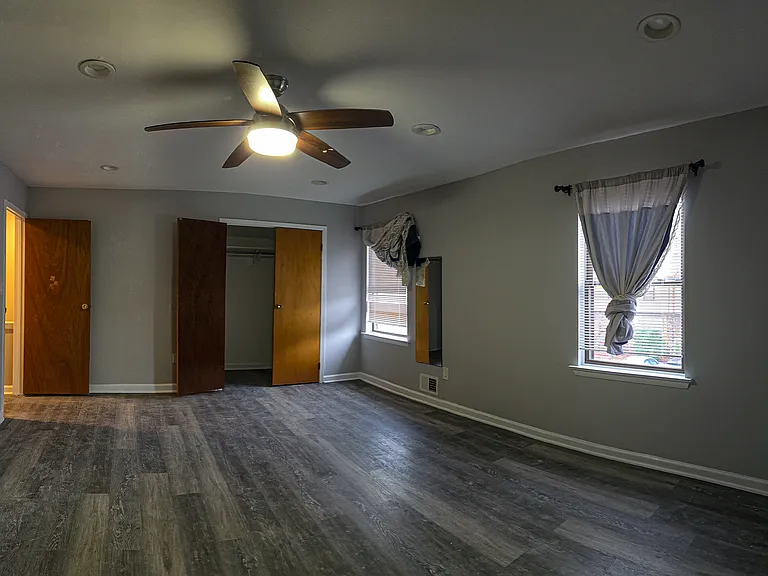 305 Merrywood Dr — Photo 12