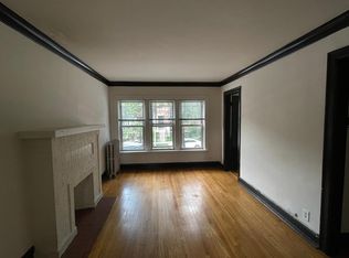 3653 N Racine Ave #3, Chicago, IL 60613