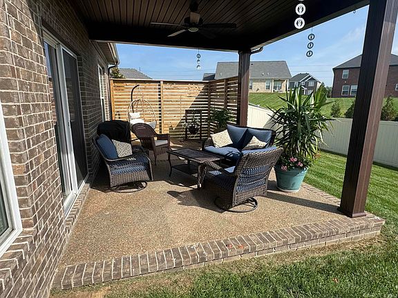 5th image of 5660 Brompton Dr