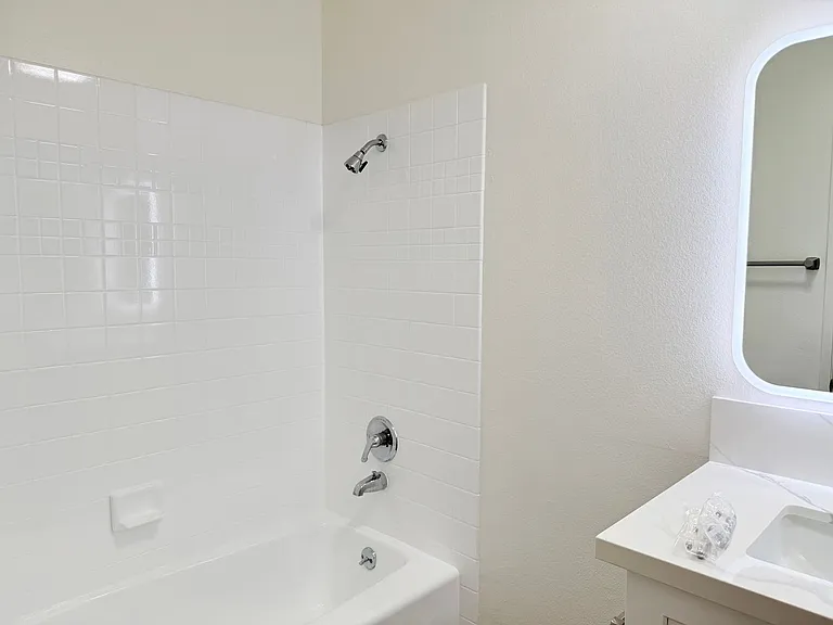 8715 Burton Way - Urban Feel Charming 2 bed 2 bath — Photo 18
