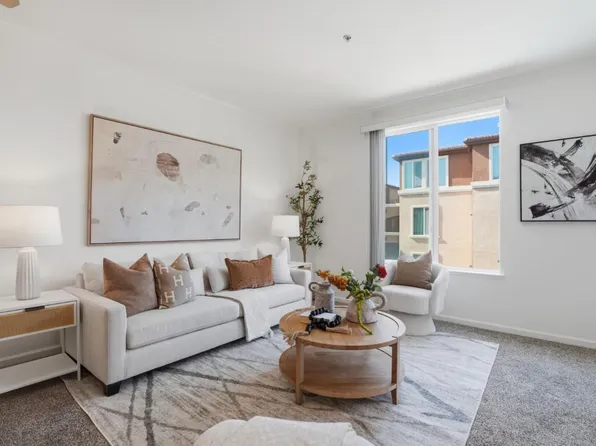 801 S Winchester Blvd APT 2305, San Jose, CA 95128