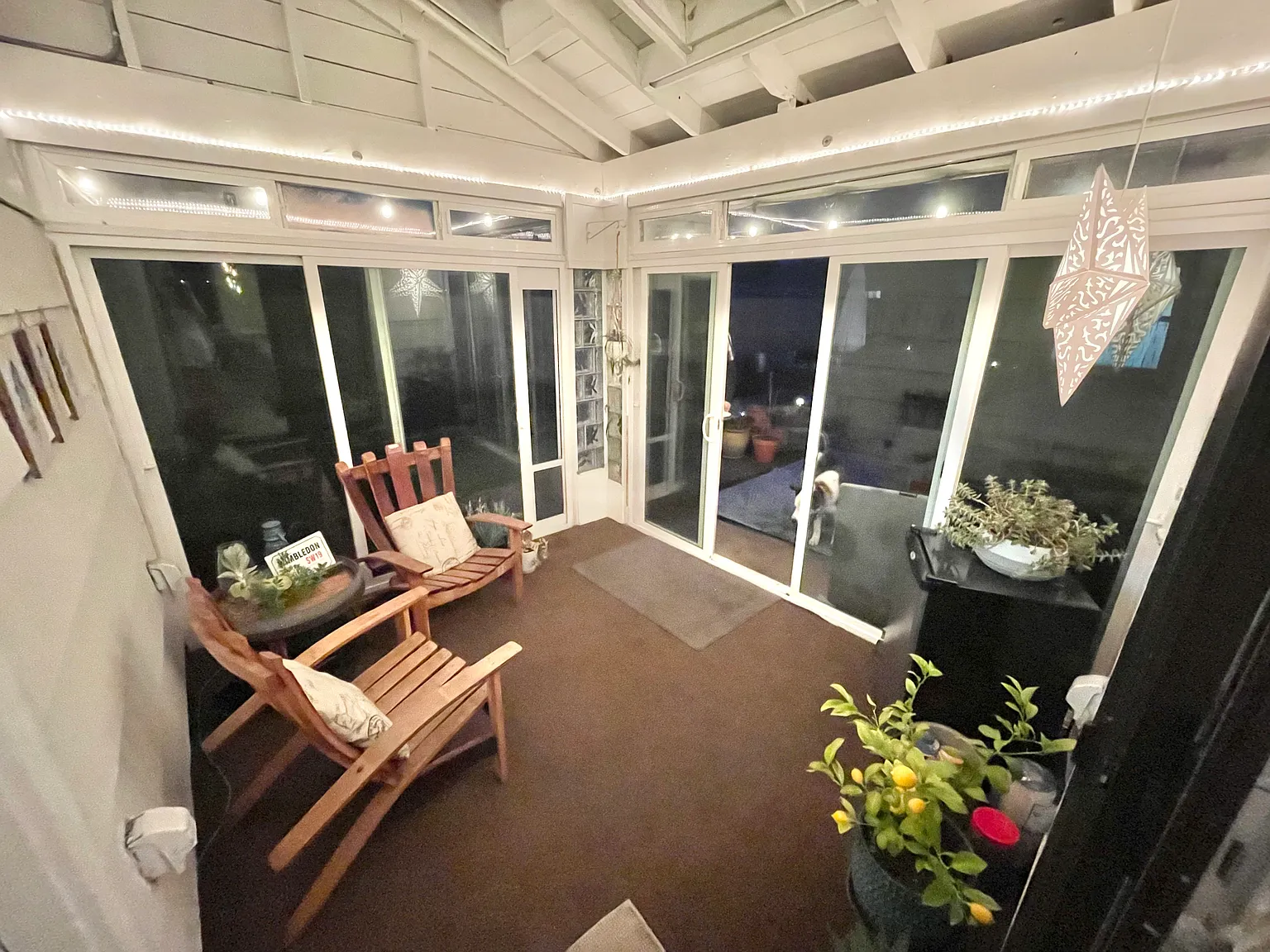 3 bed, 1.5 bath, 1252 sqft, $2,600 — Photo 3