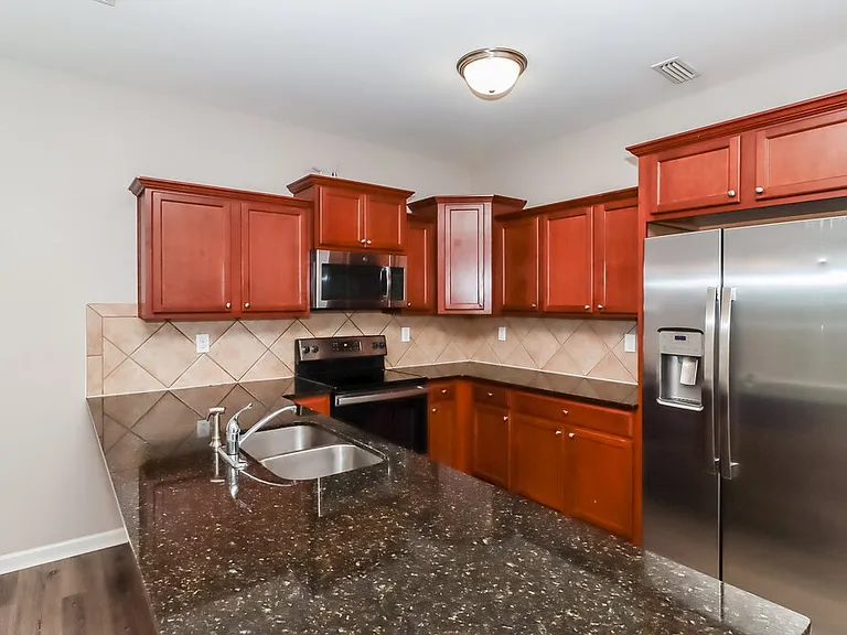 2708 Bramble Ridge Ct — Photo 8