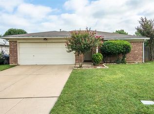 5900 Northfield Dr, Fort Worth, TX 76179