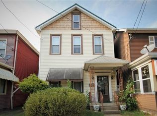 539 E 3rd Ave, Tarentum, PA 15084
