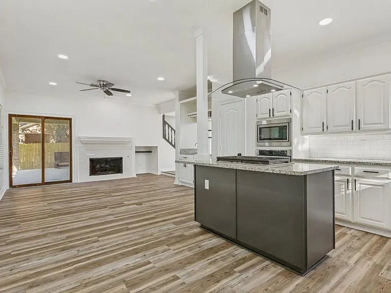 604 San Clemente Dr — Photo 11