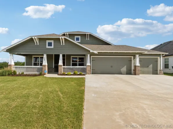 725 W 53rd St, Sand Springs, OK 74063