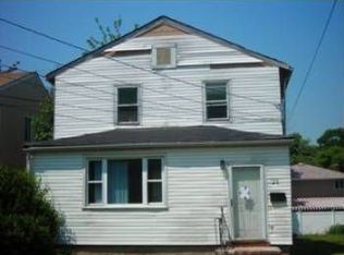 20 Saranac Rd, West Hempstead, NY 11552