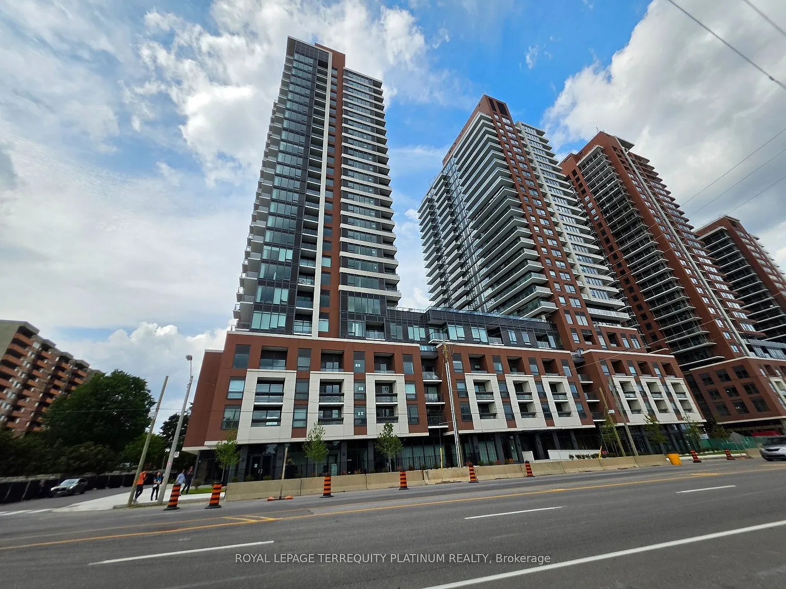 3 bed, $3,300 — Photo 3