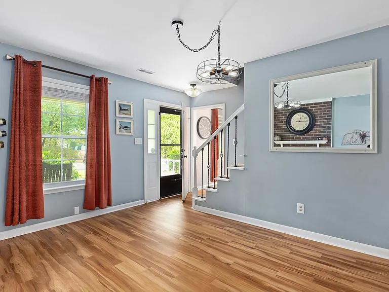 3200 Courtland Dr — Photo 4