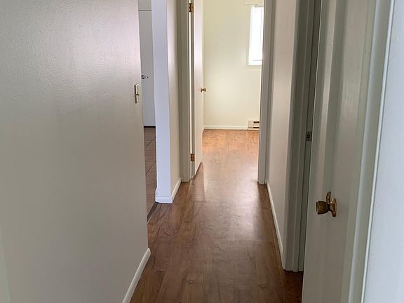 2nd image of 175 Popo Agie St #2