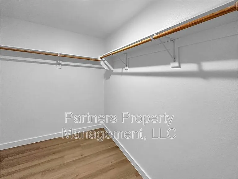 4390 W Glacier St — Photo 10