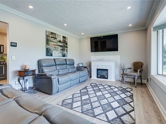 4th image of 336 Beckwith Rd