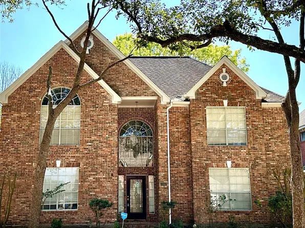 3302 Richland Dr, Sugar Land, TX 77478