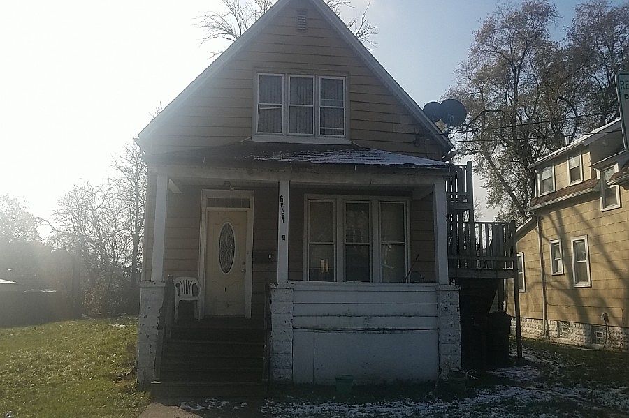 1st image of 6 E 137th Pl