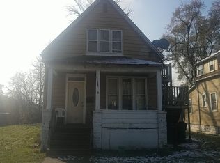 6 E 137th Pl, Riverdale, IL 60827