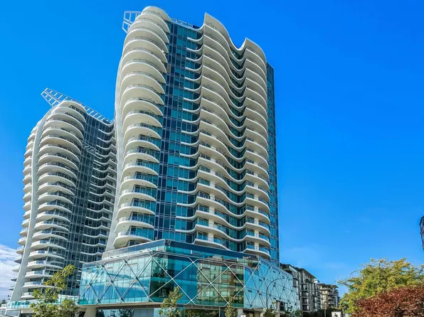 1501 Foster St #1201, White Rock, BC V4B 5L8