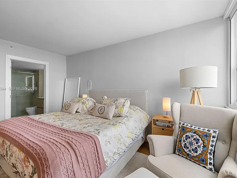 650 West Ave #908 — Photo 17