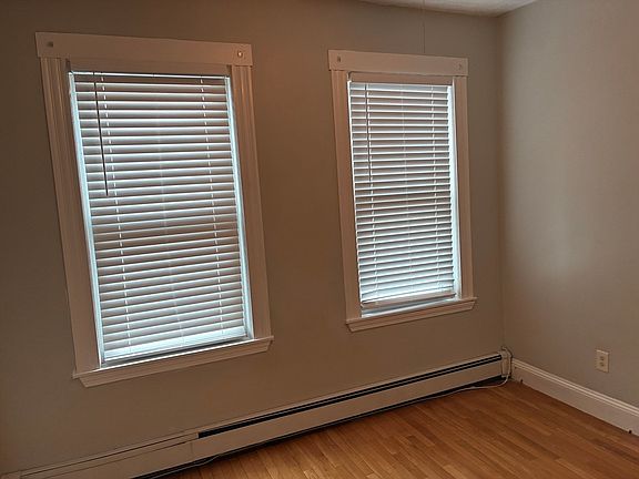5th image of 71 W Selden St APT 3