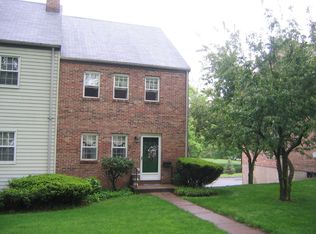 62 Willieb St, Glastonbury, CT 06033