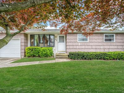 52 Selden Boulevard, Centereach, NY, 11720