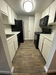1st image of 7133 Oakwood Glen Blvd #33-050