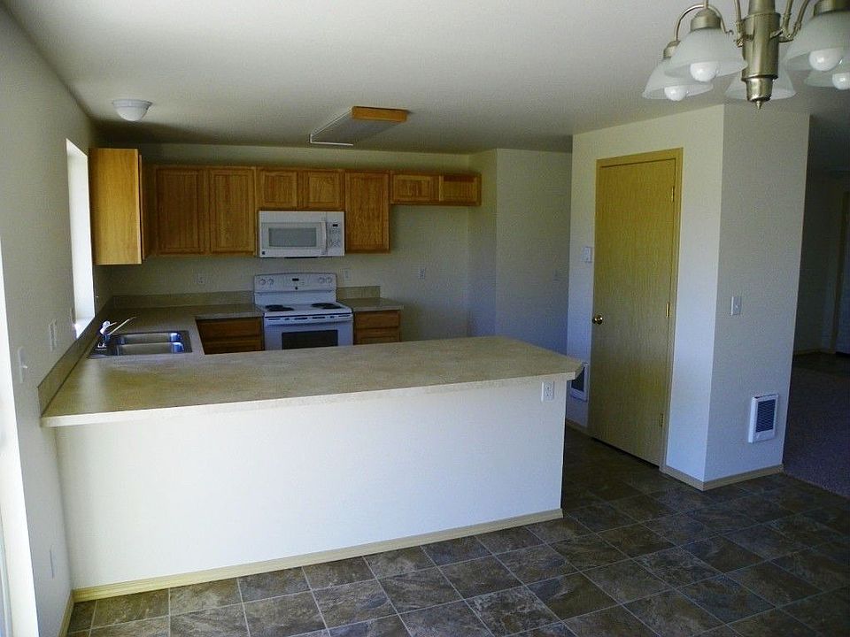 1st image of 19838 Tamarack Dr SW