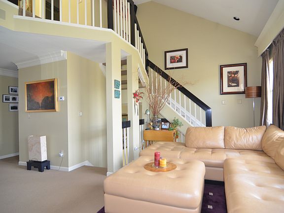 4th image of 1507 Chesapeake Dr #1